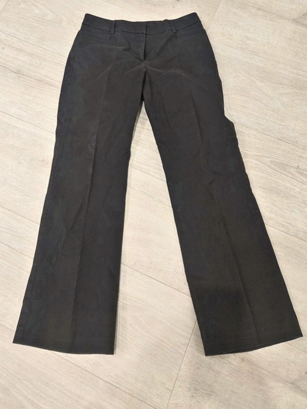 womyn Black Flare Pants Size 4 Like New